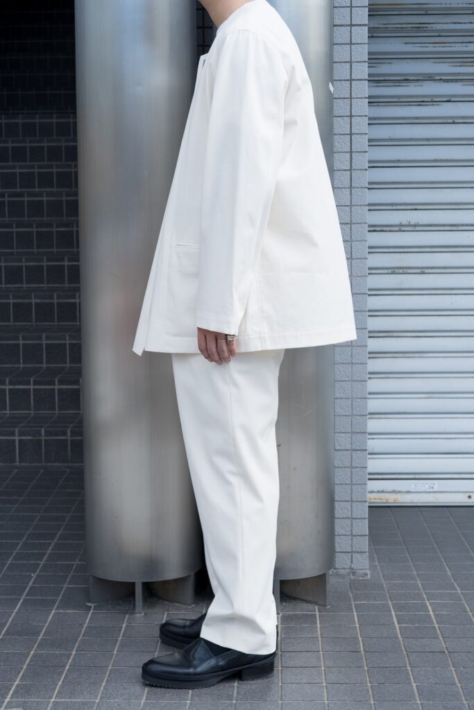 irenisa 2nd delivery
NO COLLAR BLOUSON
ONE TUCK TAPERED PANTS